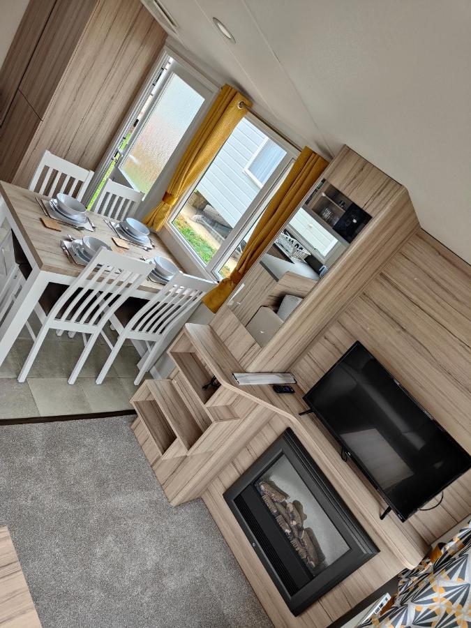 J6 Static Caravan, Fairway Holiday Park Sandown Zewnętrze zdjęcie