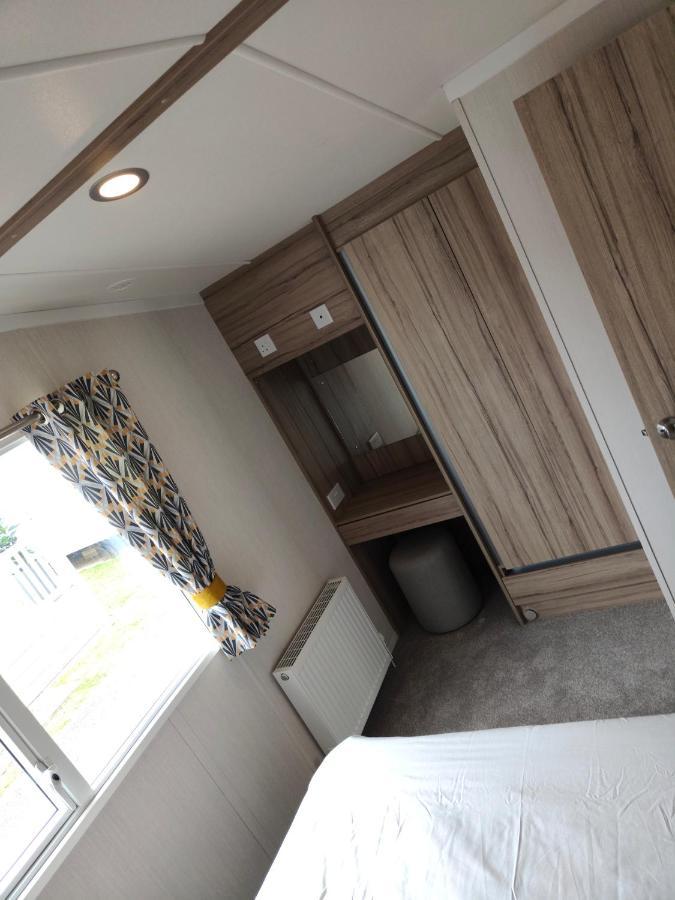 J6 Static Caravan, Fairway Holiday Park Sandown Zewnętrze zdjęcie